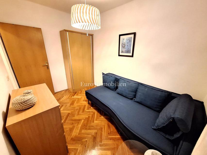 Bilocale di 74,38 m2 in ottima posizione a Krku