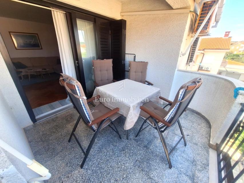 Bilocale di 74,38 m2 in ottima posizione a Krku