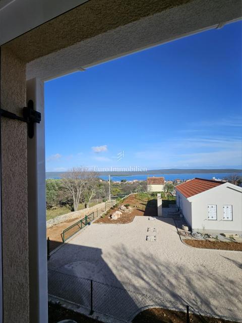 Casa di nuova costruzione in zona tranquilla