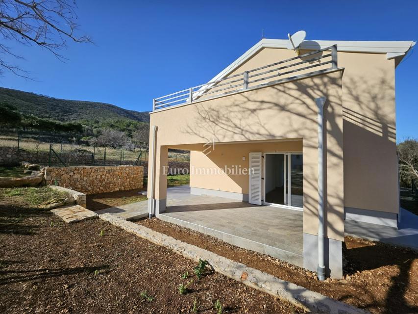 Casa di nuova costruzione in zona tranquilla