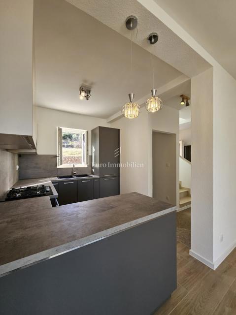 Casa di nuova costruzione in zona tranquilla