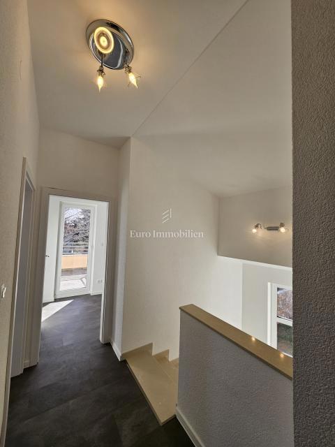 Casa di nuova costruzione in zona tranquilla