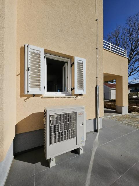 Casa di nuova costruzione in zona tranquilla