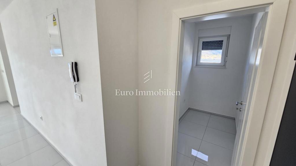 Allogio Novi Vinodolski, 66,52m2