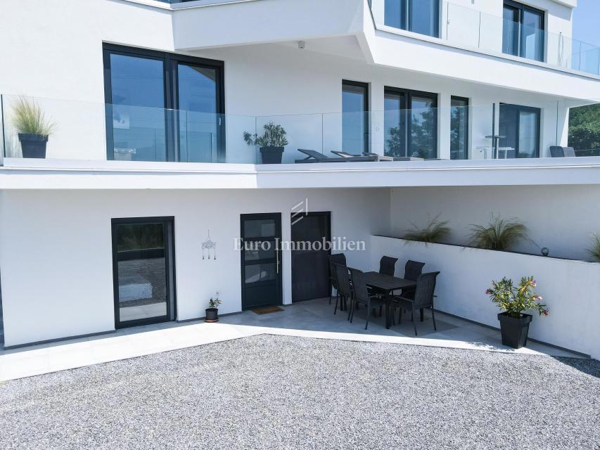 Crikvenica, lussuosa casa moderna con piscina