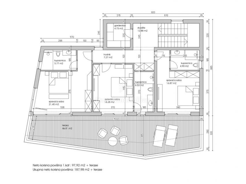 Terreno con vista mare e permesso di costruzione