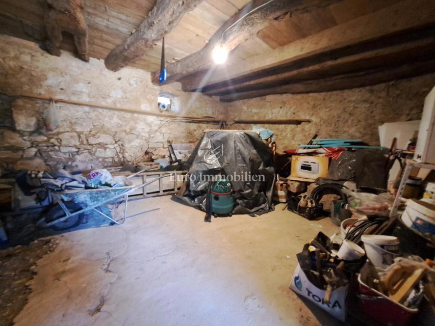 Isola di Krk – casa in pietra da ristrutturare