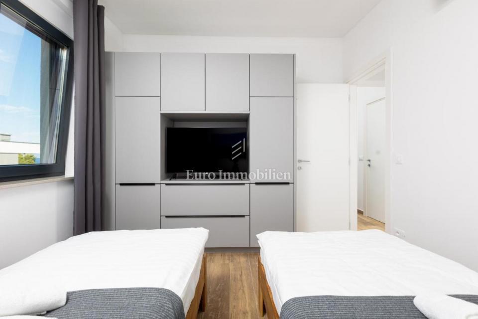 Appartamento con piscina in prima fila alla spiaggia - Malinska