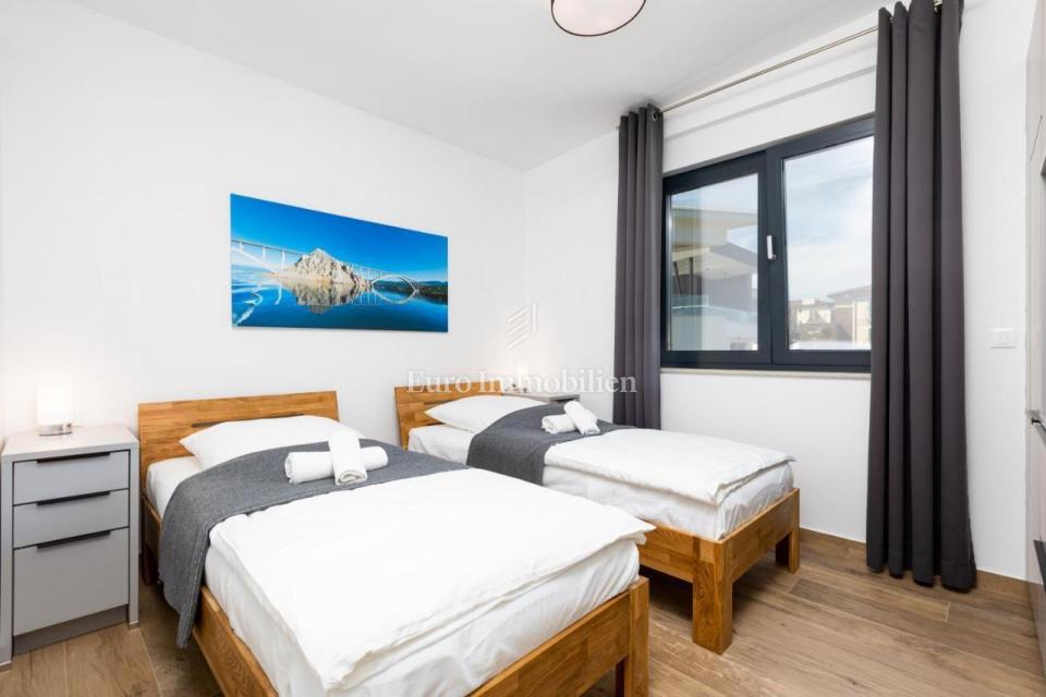 Appartamento con piscina in prima fila alla spiaggia - Malinska