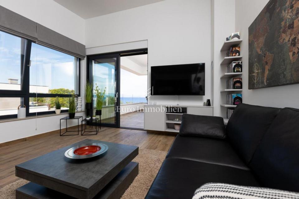 Appartamento con piscina in prima fila alla spiaggia - Malinska