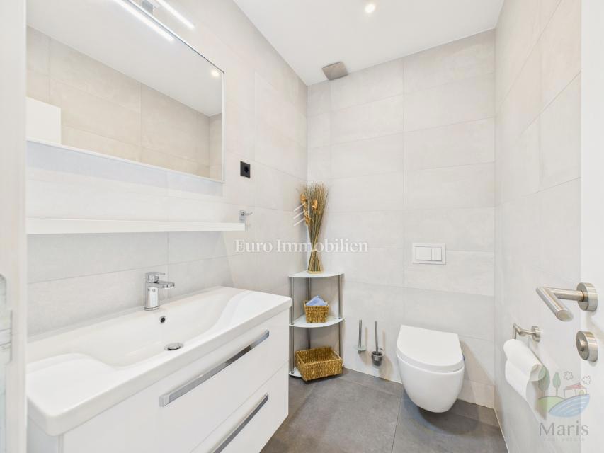 Pomer - Moderna casa con piscina riscaldata