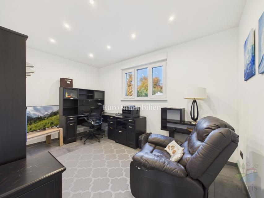 Pomer - Moderna casa con piscina riscaldata