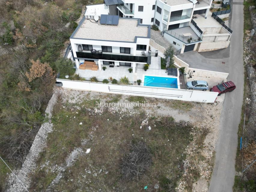 Crikvenica - casa con piscina e terreno edificabile