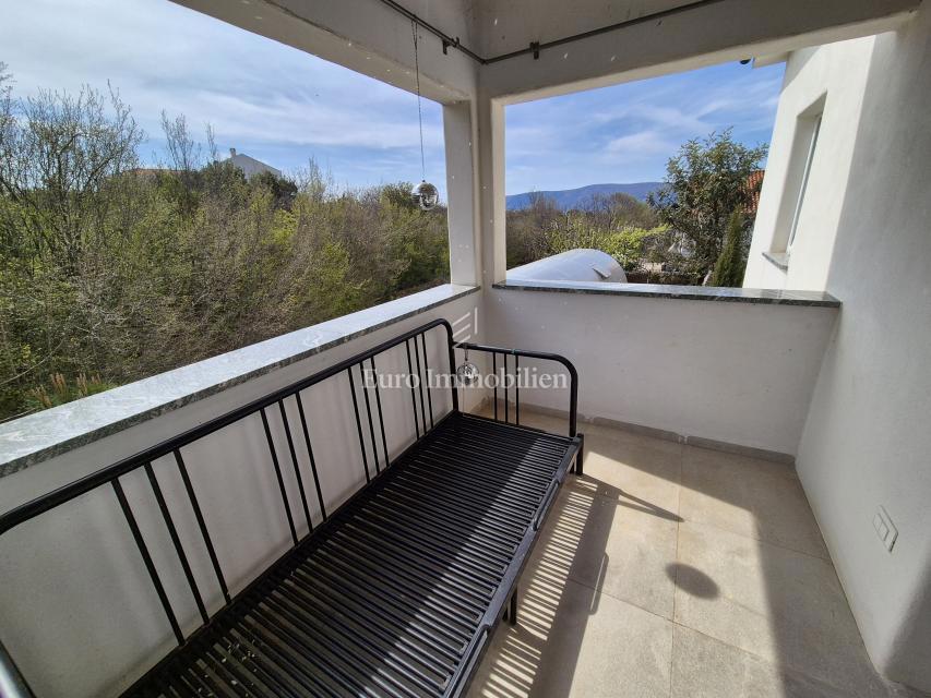 Krk - dintorni, casa indipendente con ampio giardino