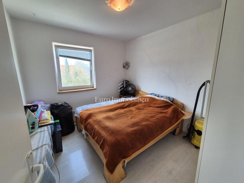 Krk - dintorni, casa indipendente con ampio giardino