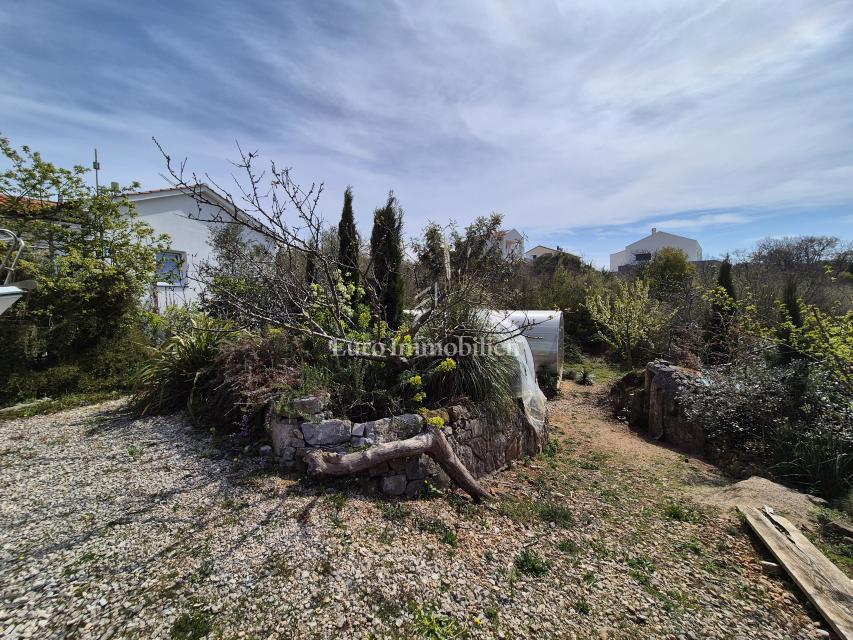 Krk - dintorni, casa indipendente con ampio giardino