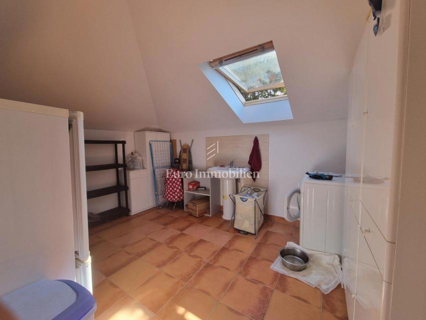 Apartment first row to the sea, Selce