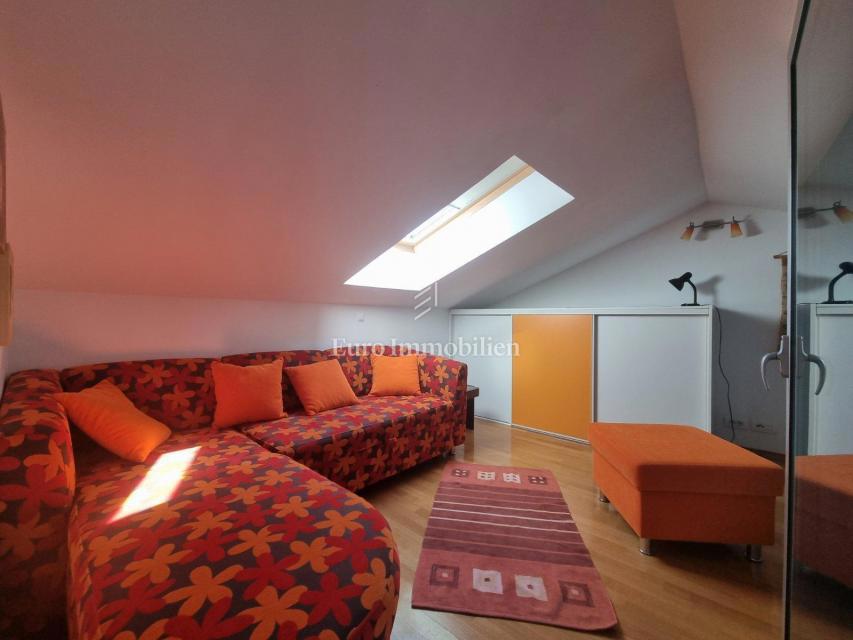 Apartment first row to the sea, Selce