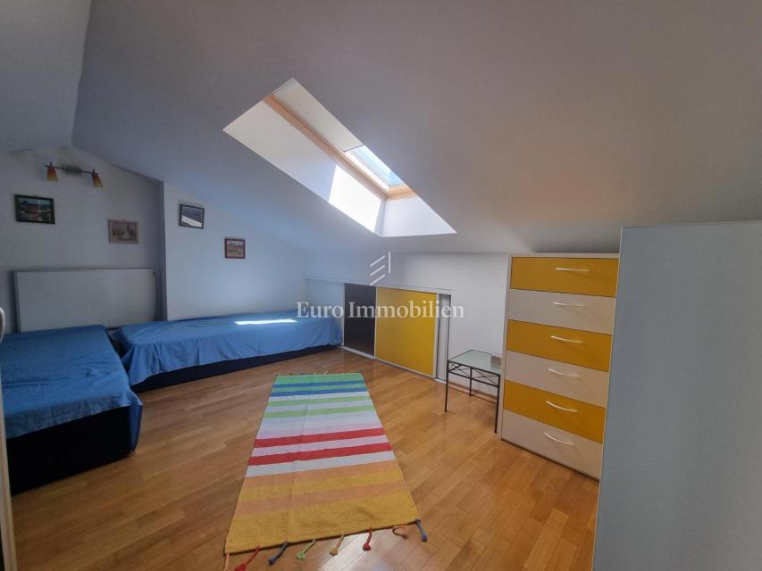 Apartment first row to the sea, Selce