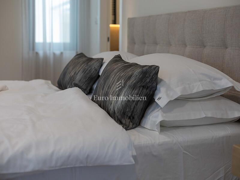 Veliko Brdo - nuova villa con piscina e vista mare