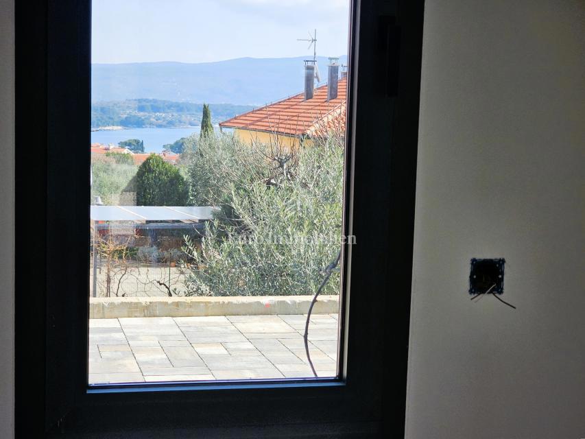 Duplex apartment with garden - under construction, city of Krk