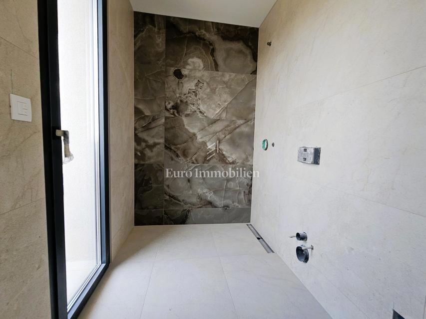 Duplex apartment with garden - under construction, city of Krk