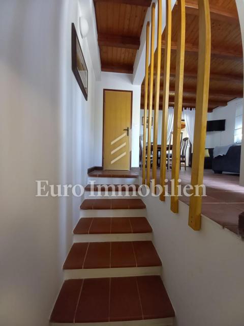 Nice semi-detached house with a pool, near the town of Krk