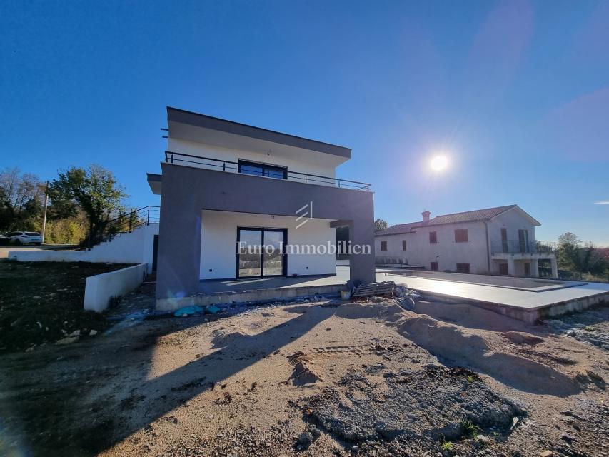 Villa moderna con piscina in costruzione, nelle vicinanze di Labin