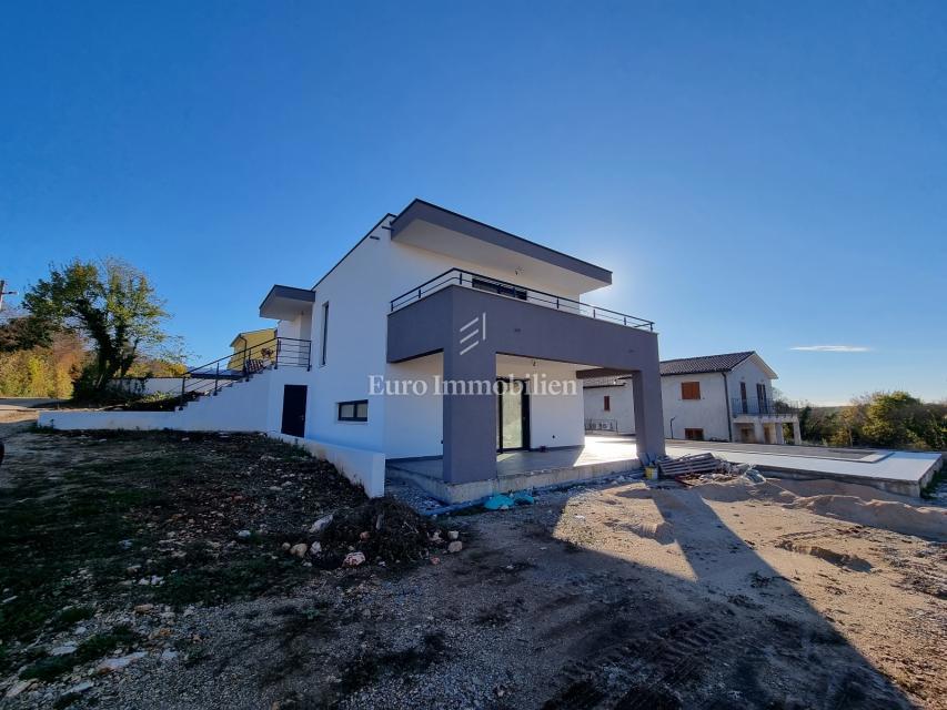 Villa moderna con piscina in costruzione, nelle vicinanze di Labin