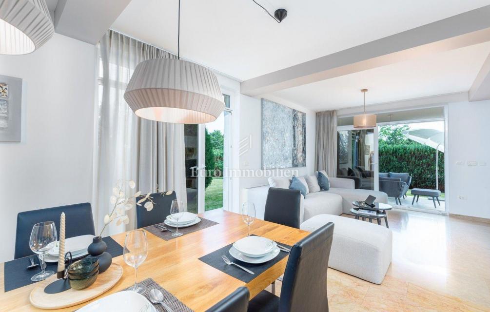 Dintorni di Rovigno, bellissima villa con due piscine e sauna