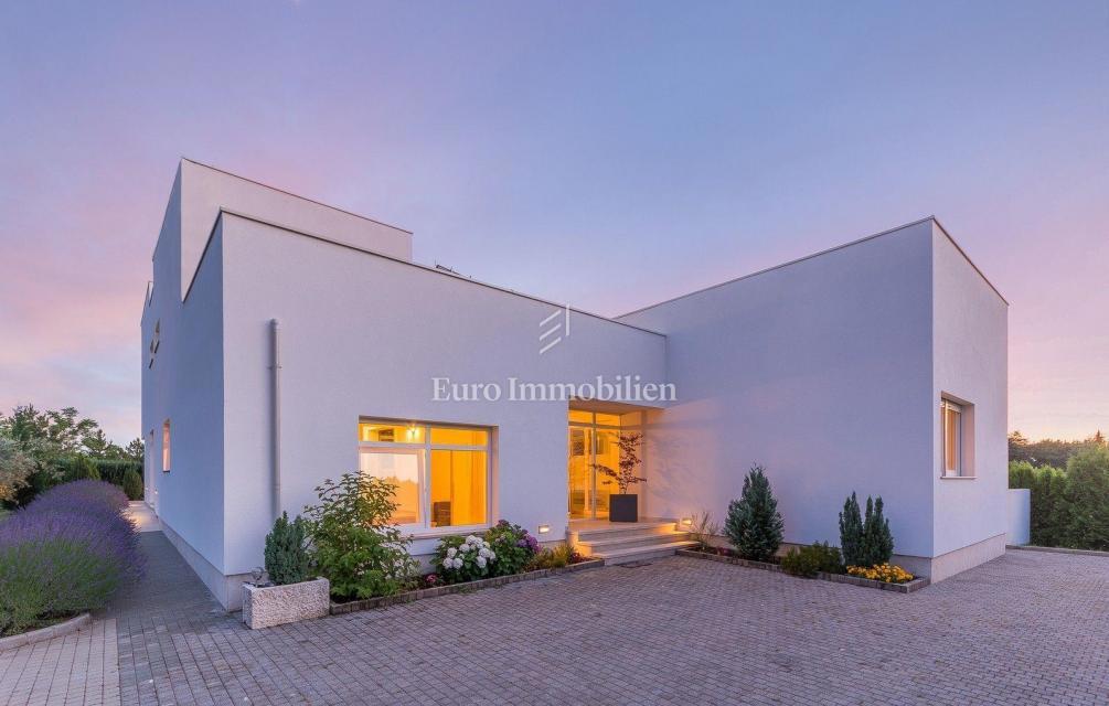 Dintorni di Rovigno, bellissima villa con due piscine e sauna