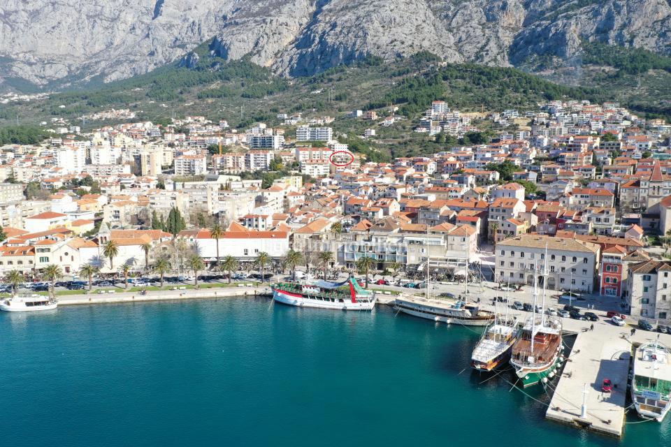 Makarska centro, nuova costruzione - appartamento con vista mare