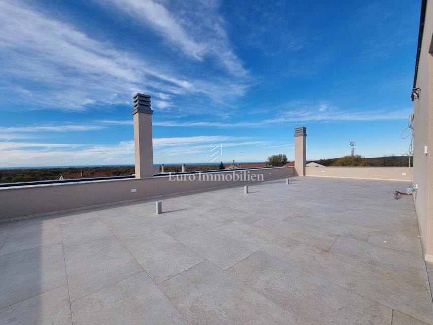 DINTORNI DI PARENZO - Villa moderna con terrazza panoramica, vista mare