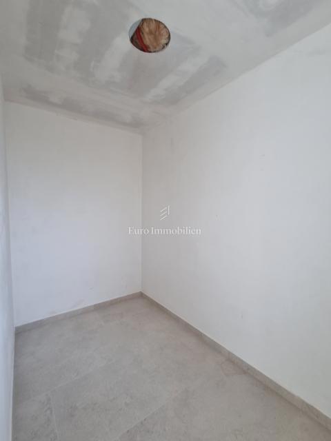 DINTORNI DI PARENZO - Villa moderna con terrazza panoramica, vista mare