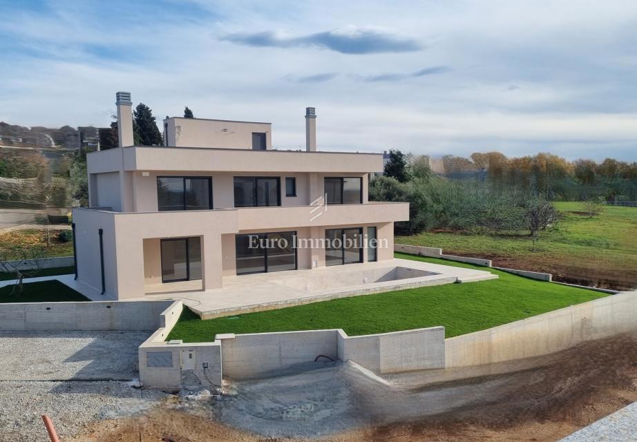 DINTORNI DI PARENZO - Villa moderna con terrazza panoramica, vista mare