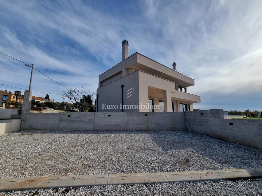 DINTORNI DI PARENZO - Villa moderna con terrazza panoramica, vista mare