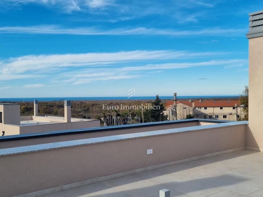 DINTORNI DI PARENZO - Villa moderna con terrazza panoramica, vista mare