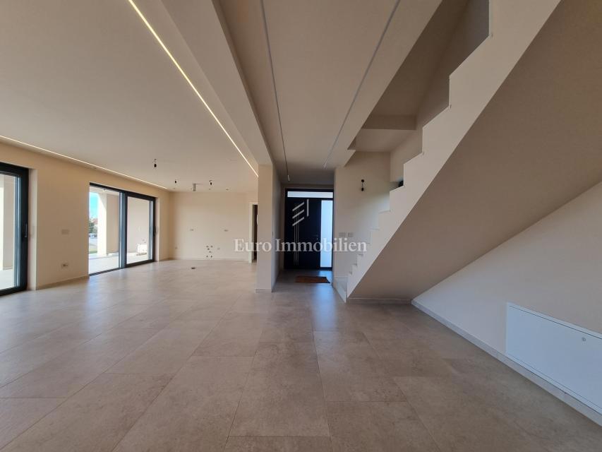 DINTORNI DI PARENZO - Villa moderna con terrazza panoramica, vista mare