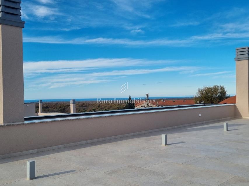 DINTORNI DI PARENZO - Villa moderna con terrazza panoramica, vista mare