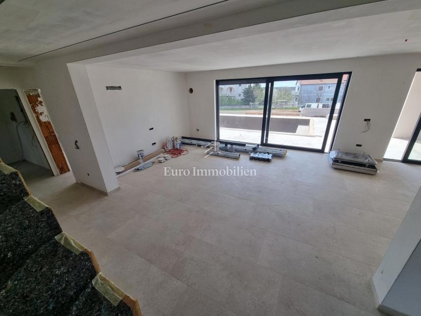 DINTORNI DI PARENZO - Villa moderna con terrazza panoramica, vista mare