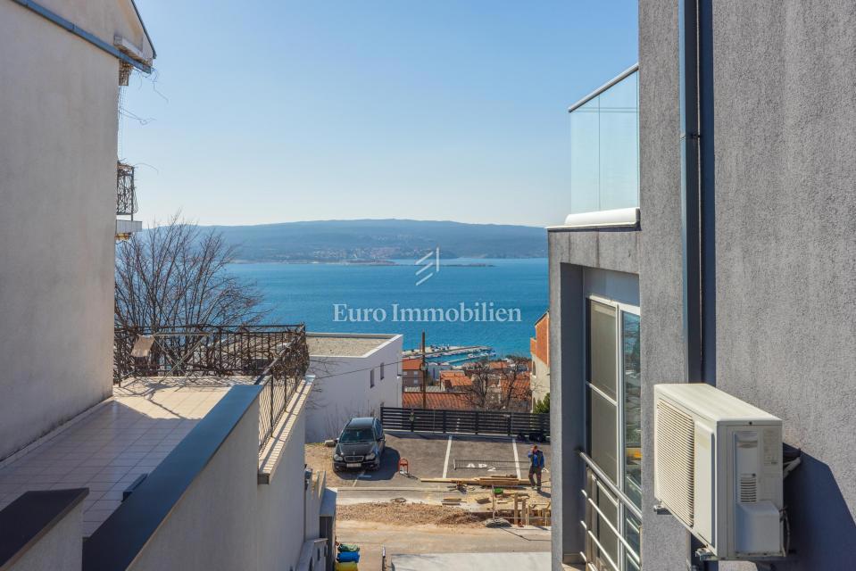 Penthouse unico in vendita a Crikvenica