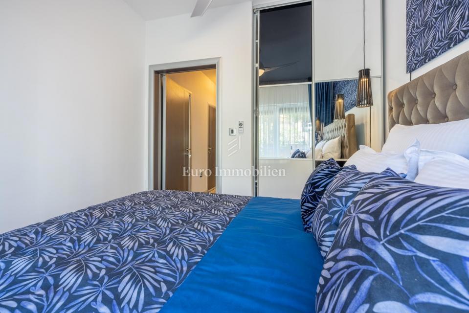 Penthouse unico in vendita a Crikvenica