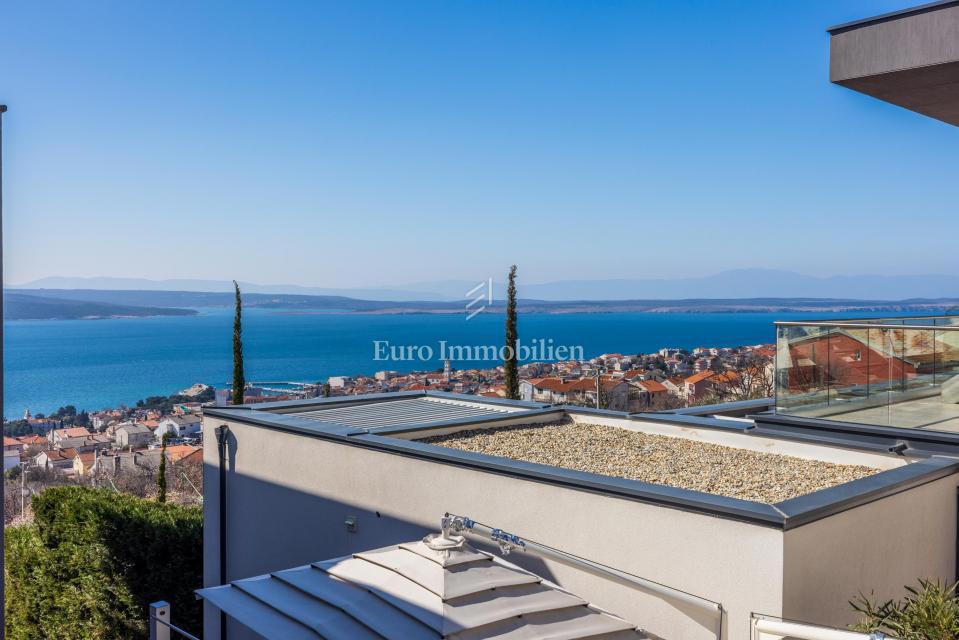 Penthouse unico in vendita a Crikvenica