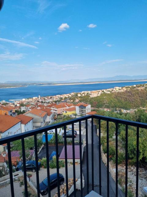 Crikvenica - edificio con 4 appartamenti