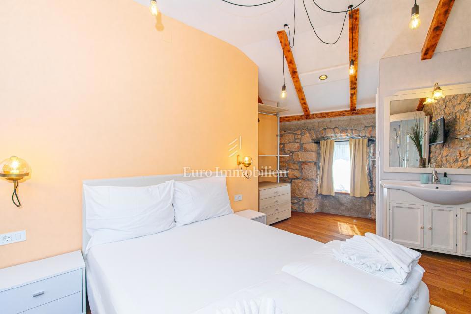 Casa in pietra con piscina - isola di Krk