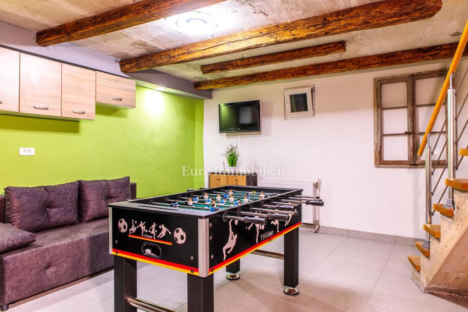Casa in pietra con piscina - isola di Krk