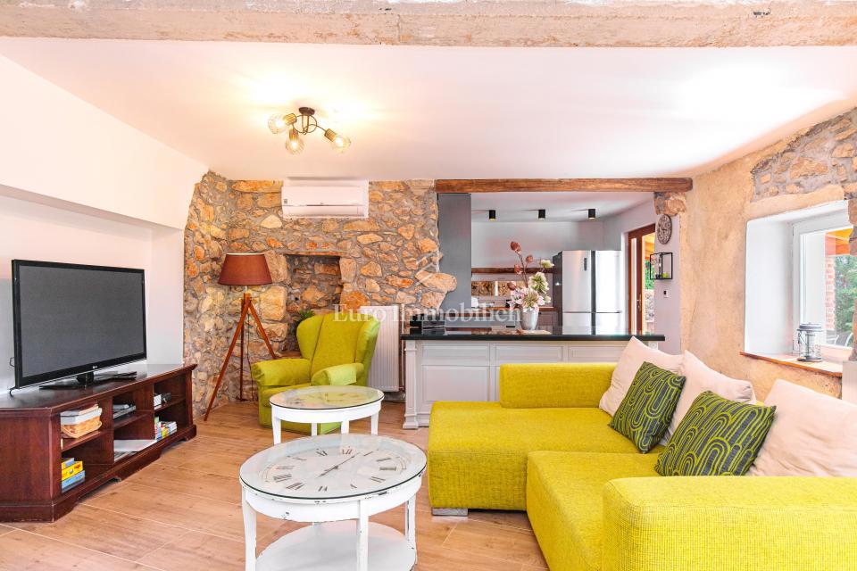 Casa in pietra con piscina - isola di Krk