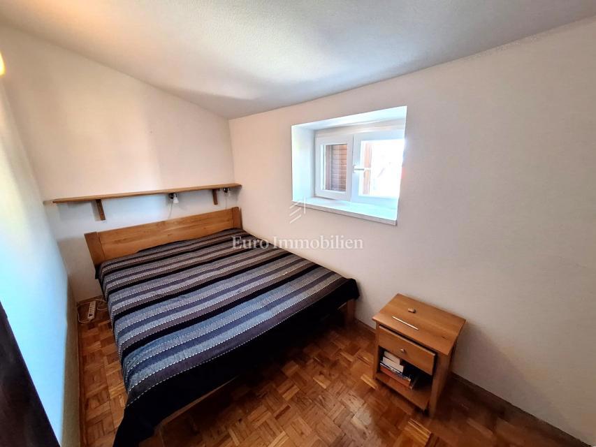 Punat - casa con vista mare, vicino al mare