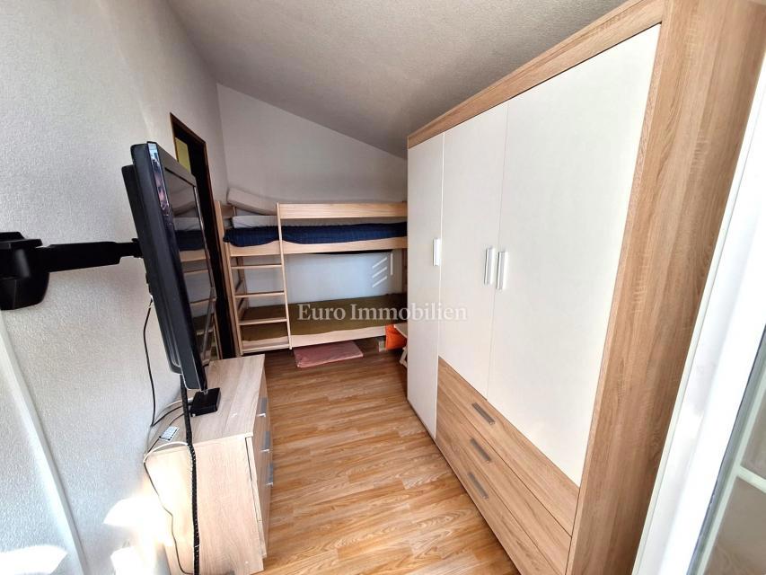 Punat - casa con vista mare, vicino al mare