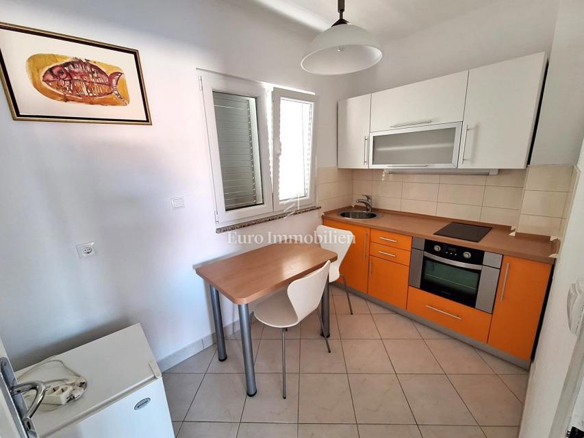 Isola di Krk, casa indipendente a 80 m dal mare